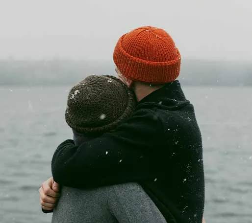 Online çift danışmanlığı - İlişkilerde sağlıklı iletişim ve güvenli bağlanma