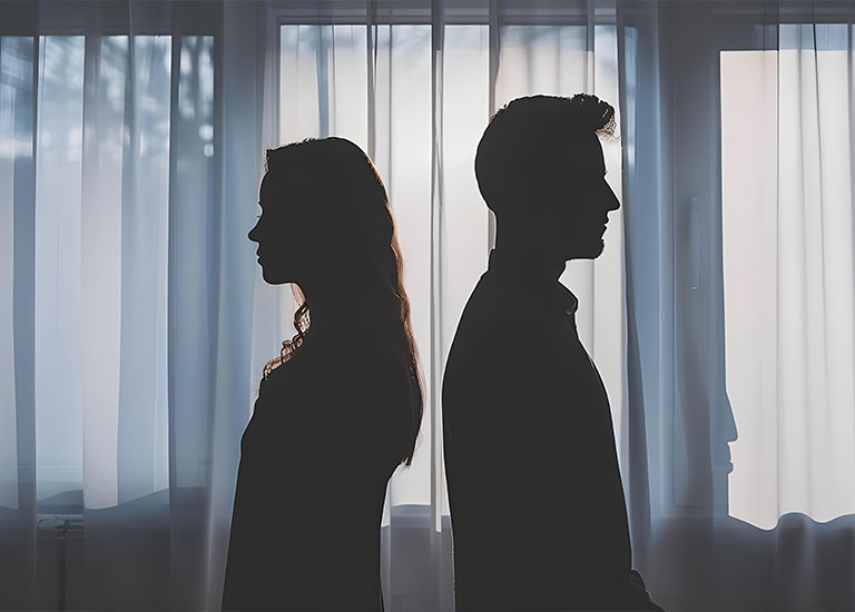 İlişkilerde görünmez emek ve sessiz istila: Aynı evde yabancılaşma