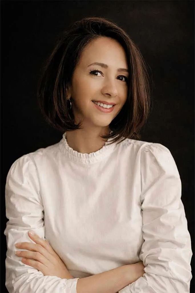 Senaile kurucusu Aile Danışmanı Sena Çelikoğlu - Online aile ve çift danışmanlığı